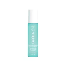 Makeup Setting als Spray von Coola stehend